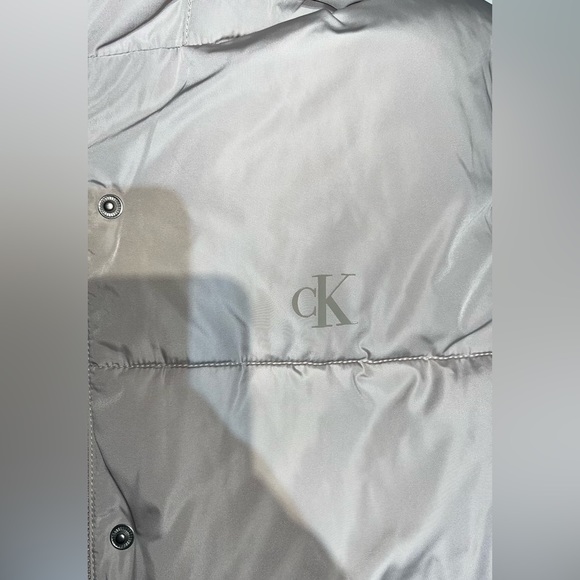 CALVIN KLEIN ● Puffer Jacket - Picture 5 of 6